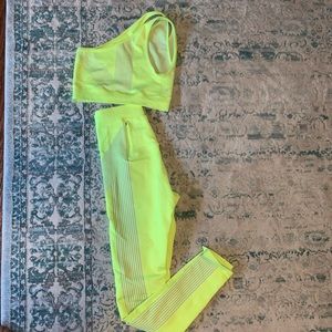 Fabletics 2-piece set